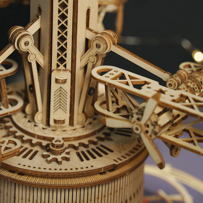 ROKR Airplane Control Tower Mechanical Music Box AMK41 - Image 3