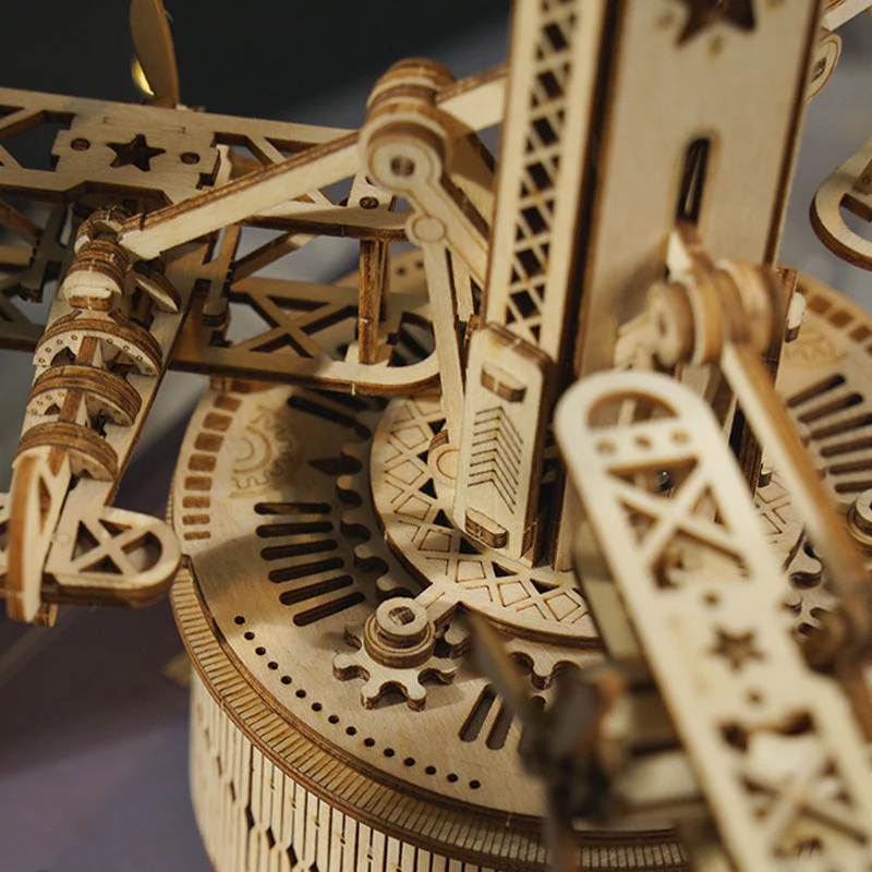 ROKR Airplane Control Tower Mechanical Music Box AMK41 - Image 4