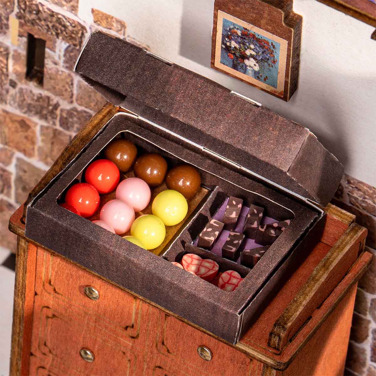 Rolife Henry's Chocolate DIY Miniature House DG174 - Image 6