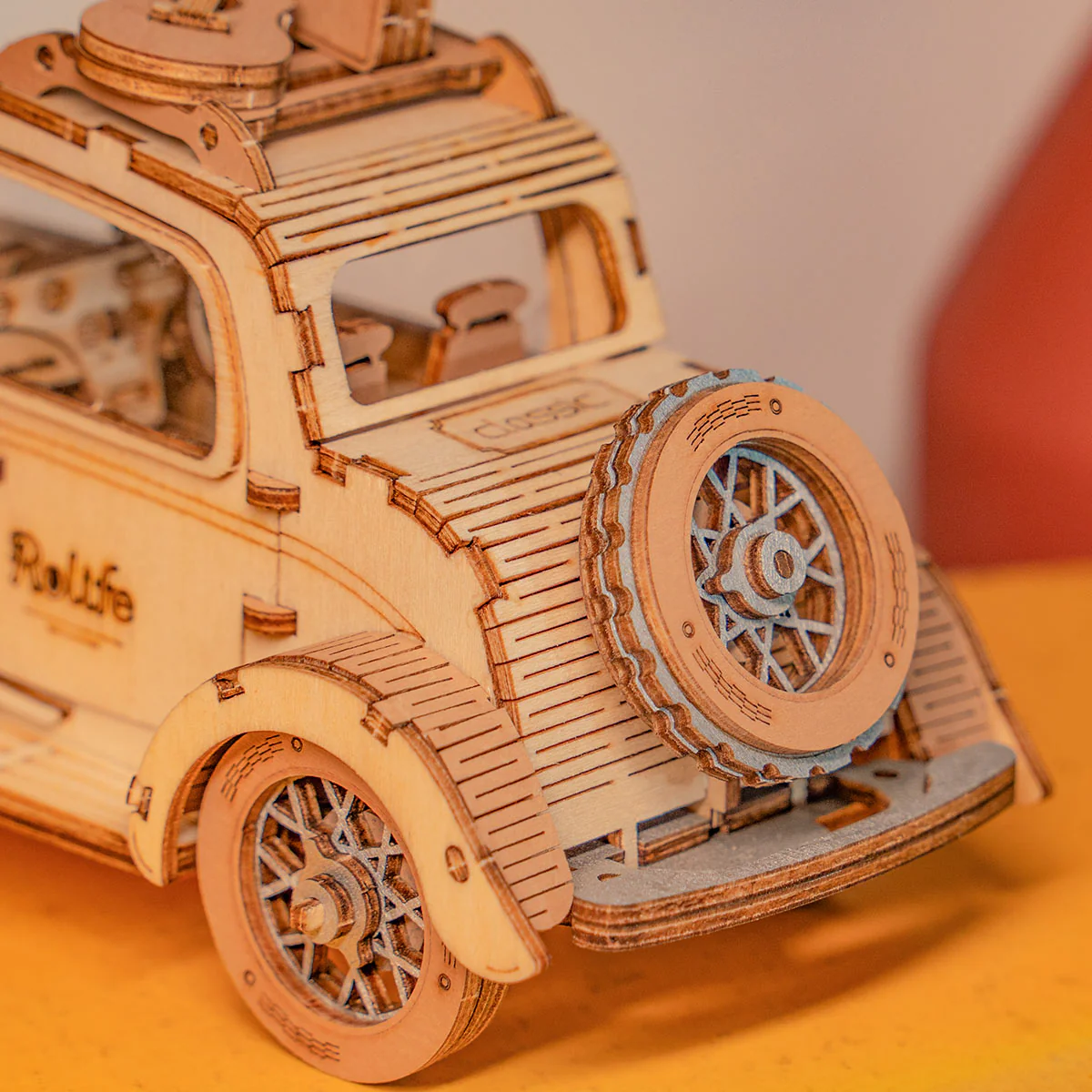 Rolife Vintage Car 3D Wooden Puzzle TG504 - Image 3